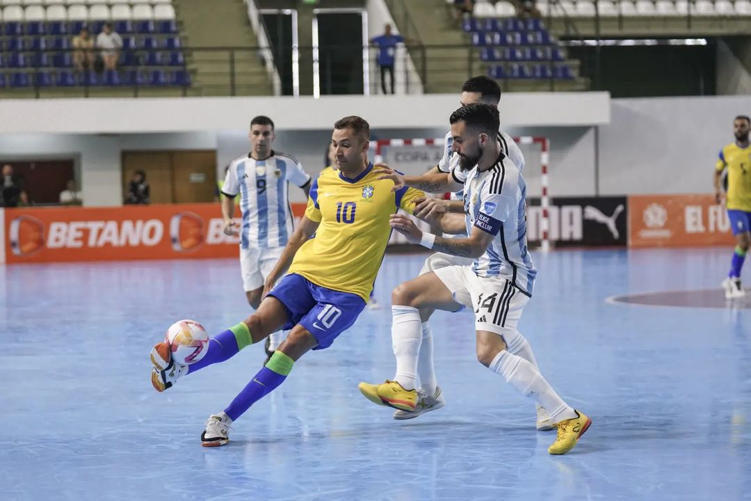 Copa America Futsal - Ushuaia PRO Futsal Shoes - Senda Athletics