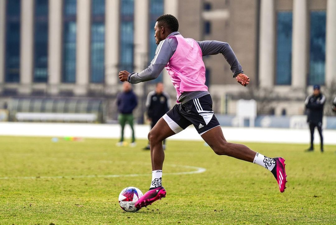 Football boot grip deals socks