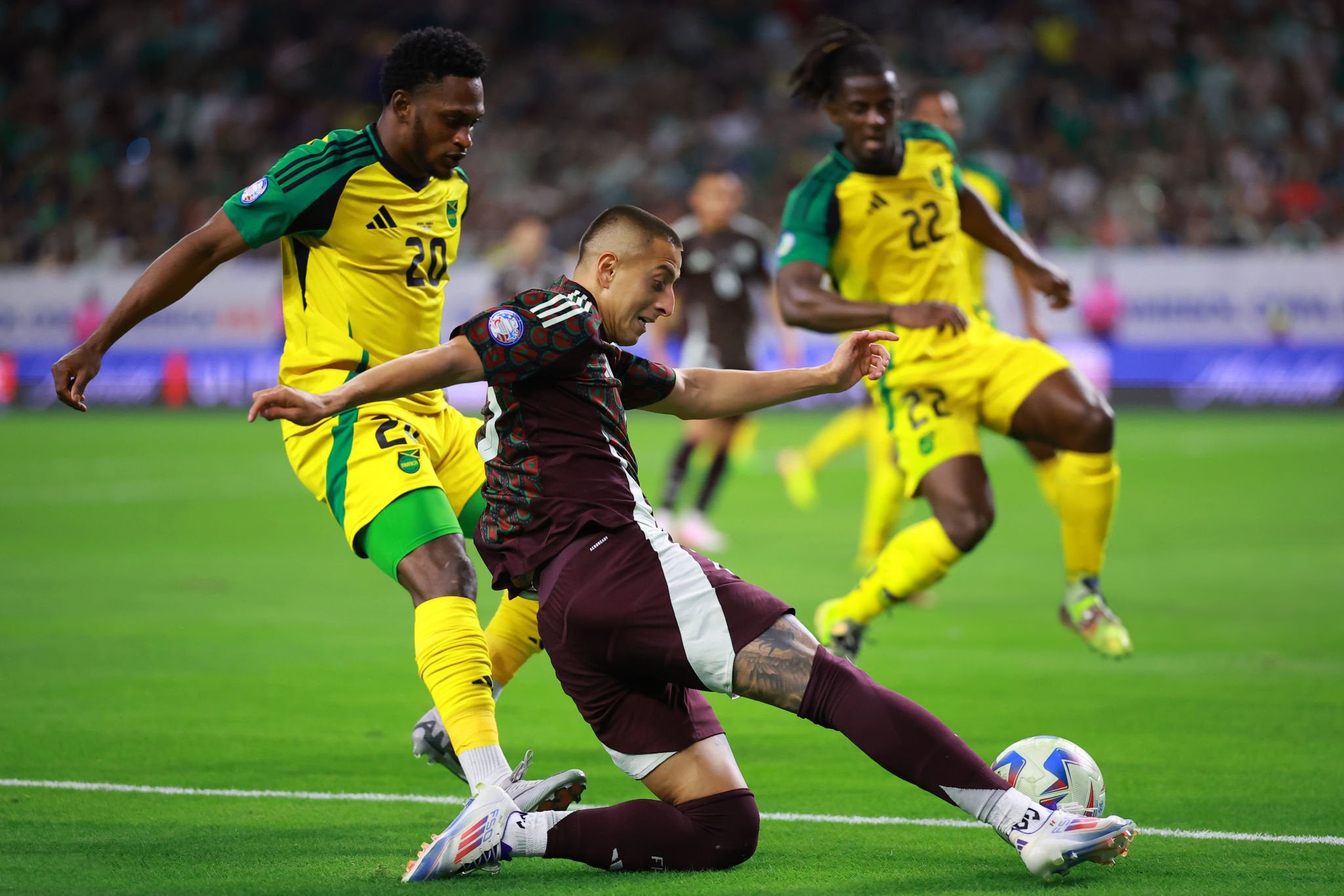 Alvarado - Mexico- Copa America 2024 - Senda Gravity Grip Socks