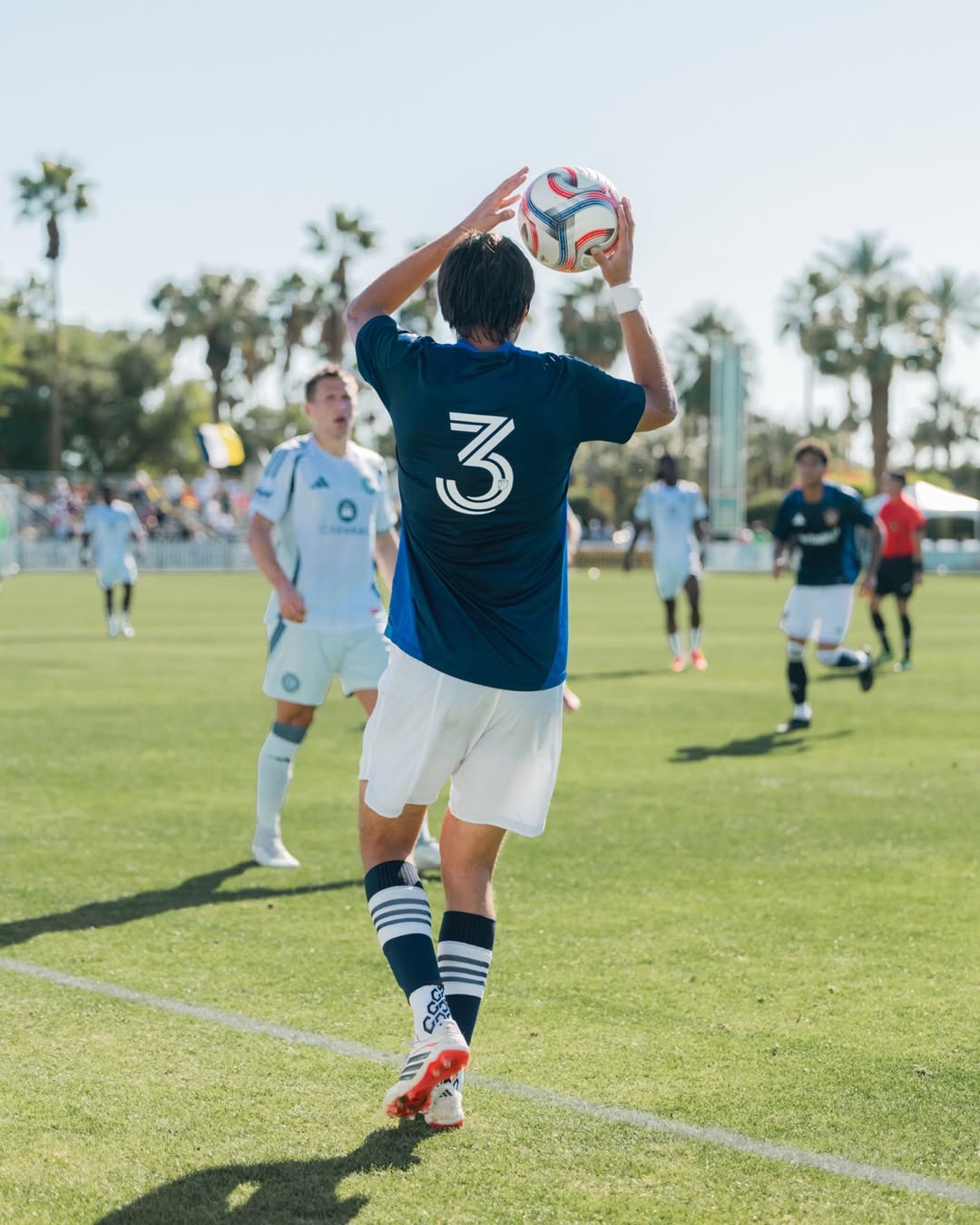 Load video: No slip. All Game. Senda Gravity Grip Socks.