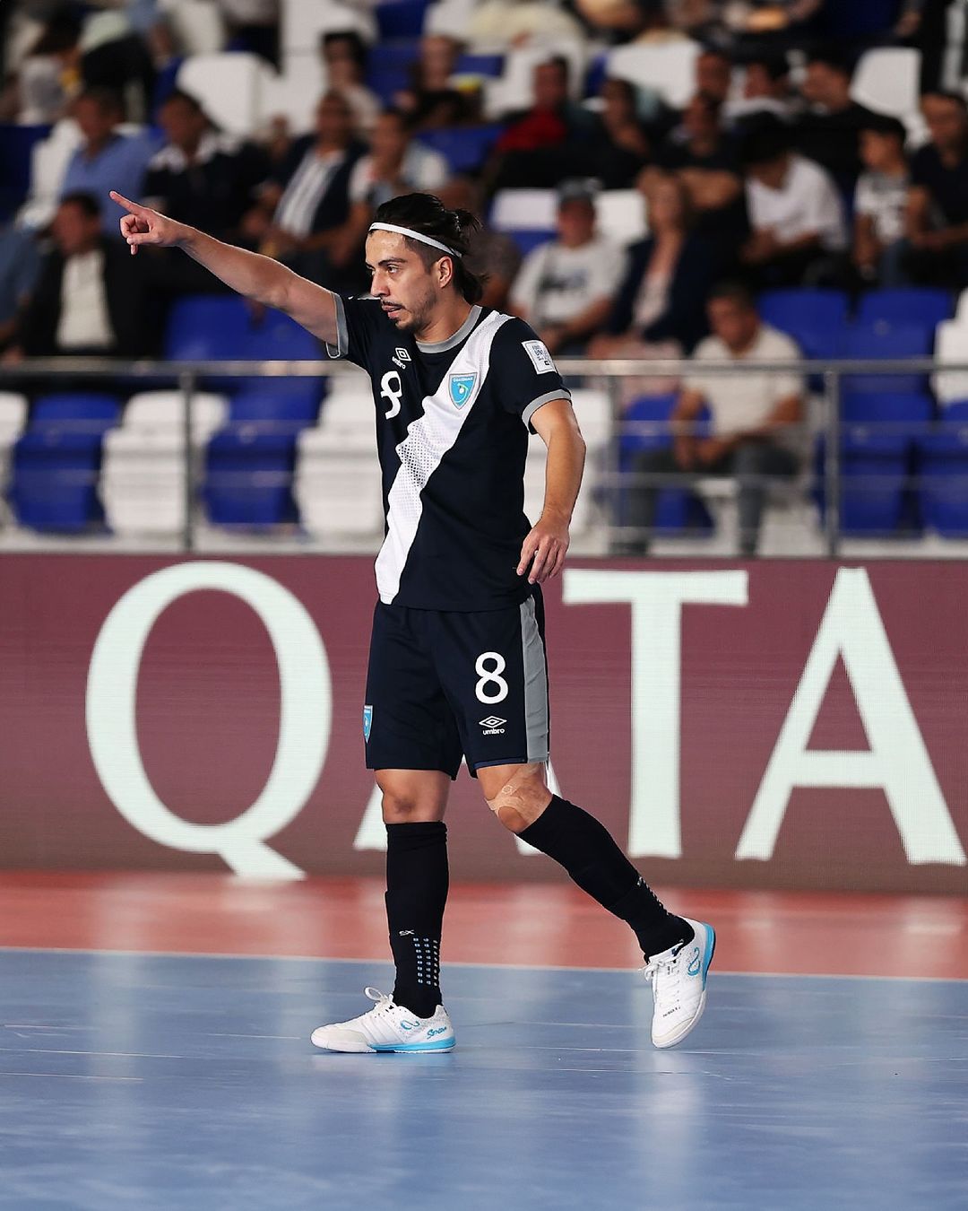 Ushuaia Pro 2.0 Futsal Shoes - white | Patrick Ruiz - Guatemala | FIFA Futsal World Cup Uzbekistan 2024 | Senda Athletics