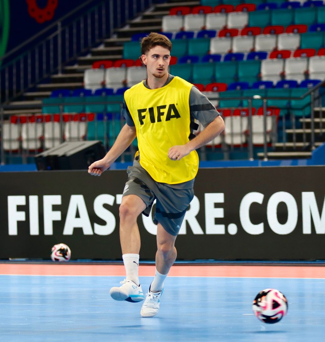 Ushuaia Pro 2.0 Futsal Shoes - white | Hamish Grey - New Zealand | FIFA Futsal World Cup Uzbekistan 2024 | Senda Athletics