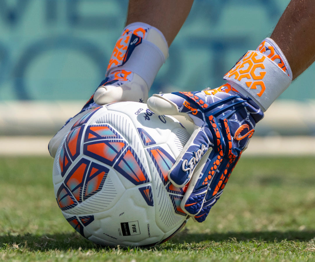 Senda Rosario™ Pro Goalkeeper Gloves