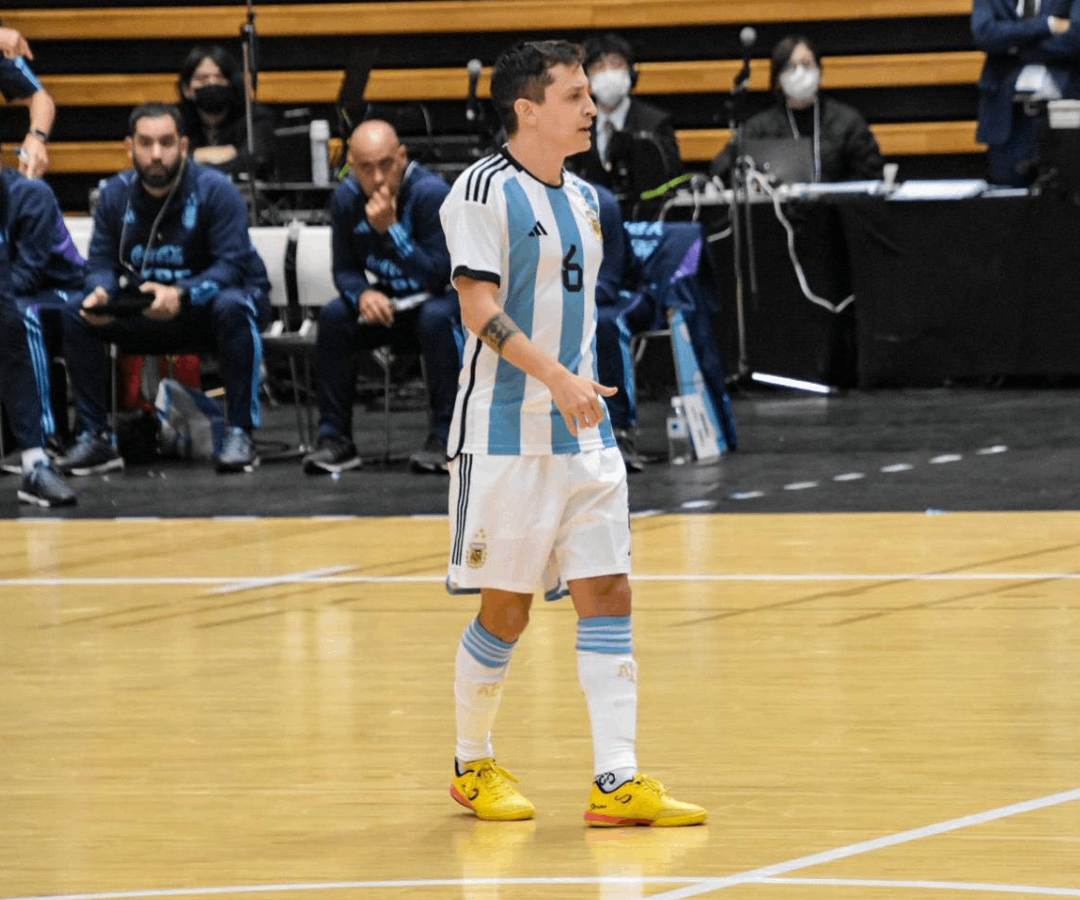 Ushuaia Pro 2.0 Futsal Shoe